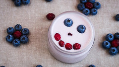 Диетолог Людмила Денисенко: йогурты с наполнителем не являются диетическими